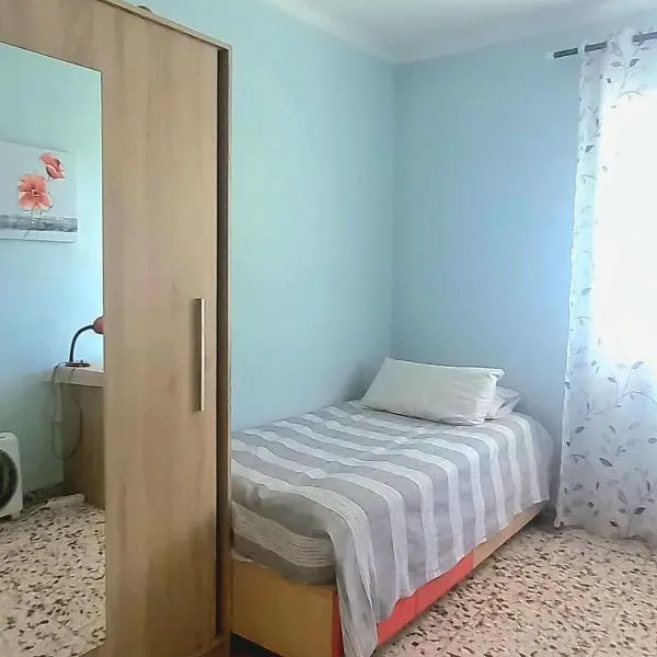 Habitacion privada y tranquila, hotel Alicantéban