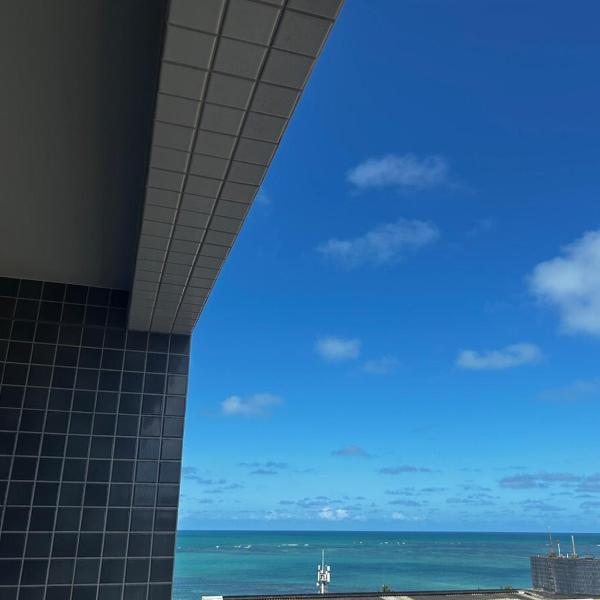 Apartamento premium a 50 metros da praia - 908