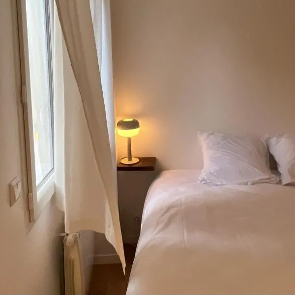 Paris Vincennes 2 Pieces, Metro Ligne 1 et Disneyland RER A – hotel w mieście Vincennes