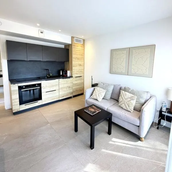 Appartement 4 couchages face a la mer Gofe de Saint Tropez, hotel a Port Grimaud