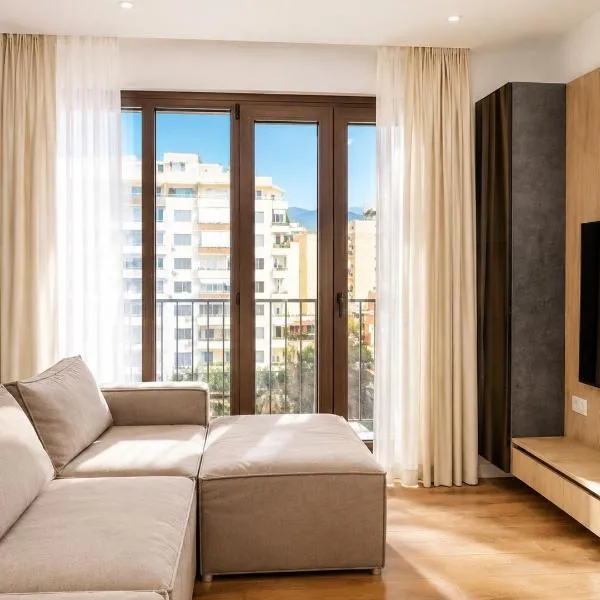 Central Comfort Tirana-By Green Terrace, hotell i Tirana