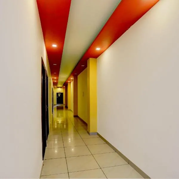 Hotel O Elibrista, viešbutis mieste Miratas
