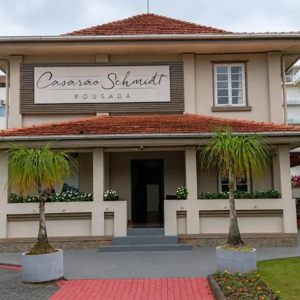 Pousada Casarão Schmidt, hotel v mestu Pomerode