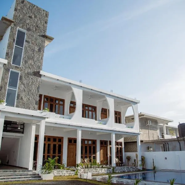 Bay Dreams Beach Hotel & Surf Camp, hotel v destinaci Arugam Bay