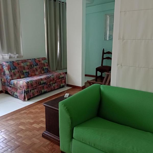Lovely apartment - 2 blocks from the beach