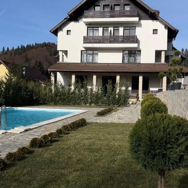Infinity Villa、プレデアルのホテル