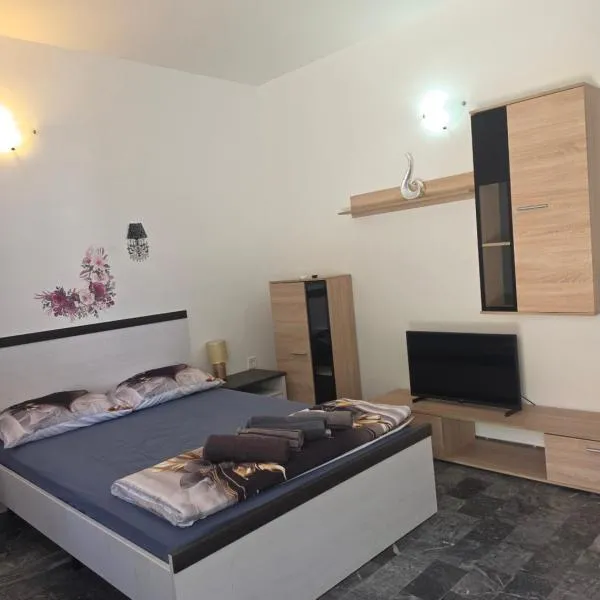 Villa Marko 1 Bedroom apartment #2, hotel Pólában