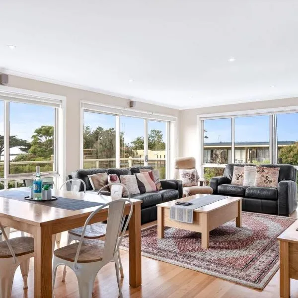 The Dunes 1 - BYO Linen, hotel u gradu 'Apollo Bay'