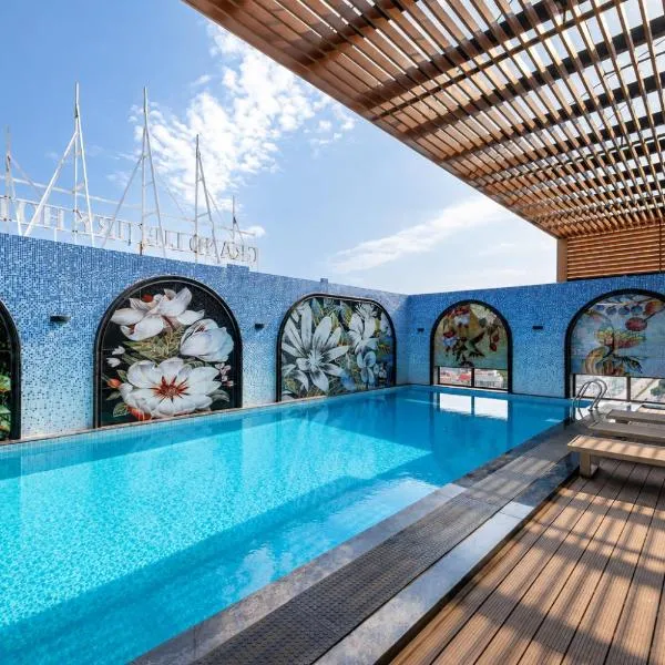 Grand Luxury Hotel Ninh Chử, hotel en Thôn Mỹ Phước