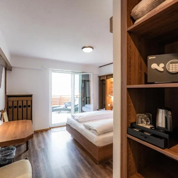 dala Hotel & Apartments、ロイカーバートのホテル