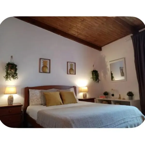Casa Rustica - Do Pátio Ensolarado & Jardim, hotel v mestu Olhão