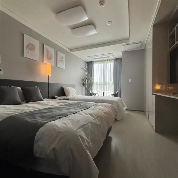썸원호텔 – hotel w mieście Yŏsu