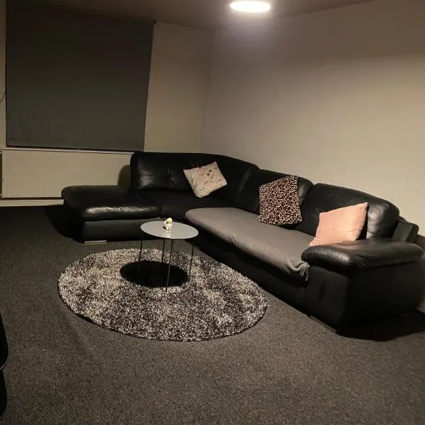 Cozy & Private House, готель у місті Roslev