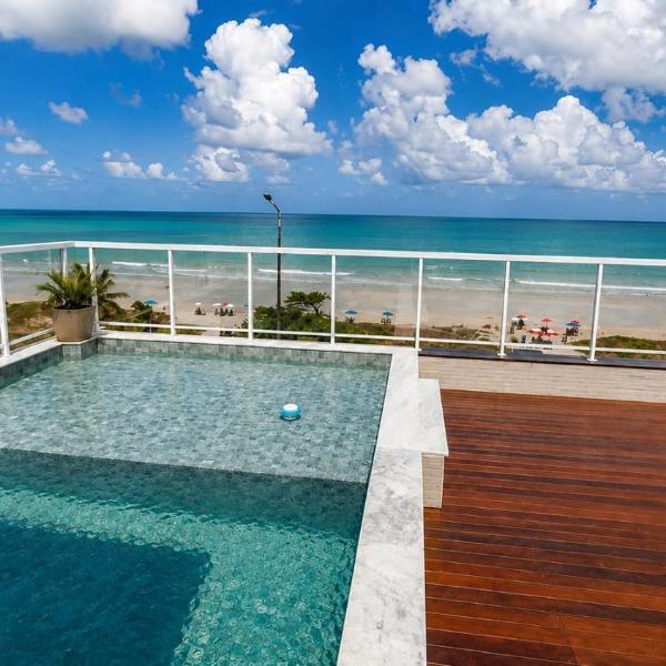 Flat 201 Frente Mar na Praia do Bessa com Cama Espelhada