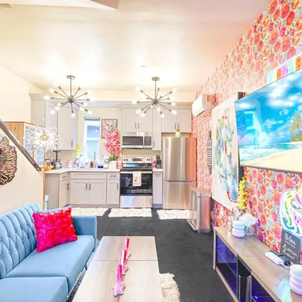 I - Chic 4BR Casa By Universal - Patio - Games - FIFA World Cup SoFi, hotel sa Los Angeles