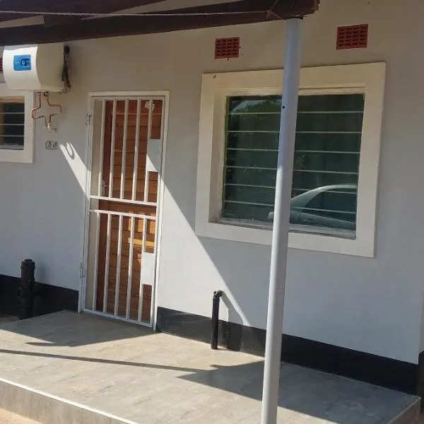 Expecs Apartments, hotel in Solwezi