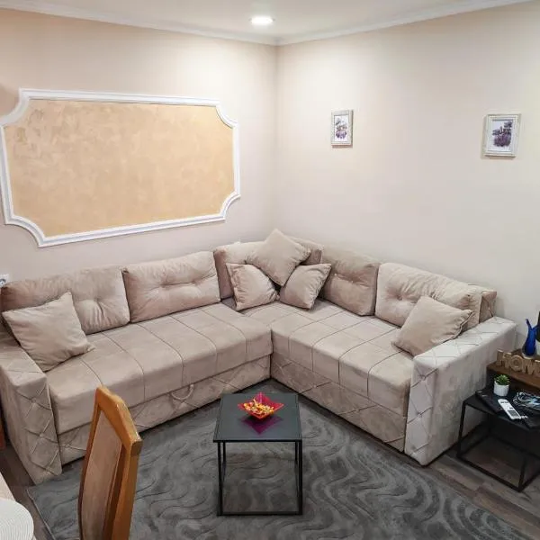 Apartmani Peric Bogatic, hotel em Bogatić