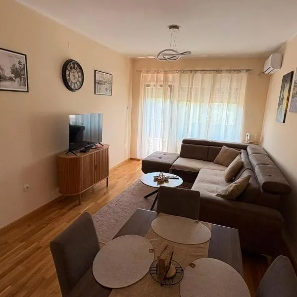 Elena Residence 15min from Belgrade, hotel a Pančevo