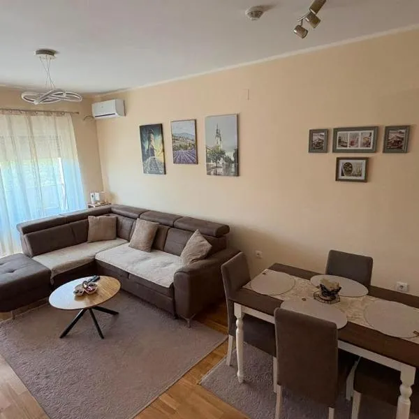 Elena Residence 15min from Belgrade, hotel en Pančevo