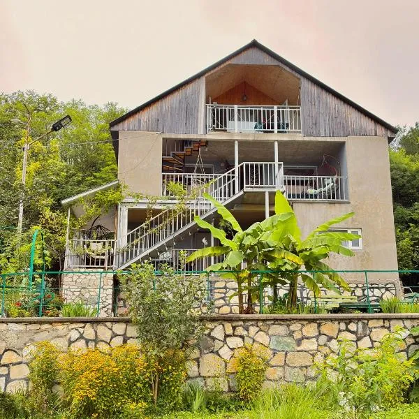 Terrace Gordi (Nino&Gio) โรงแรมในGordi