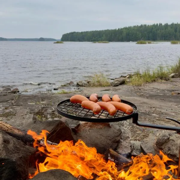 Tree Tents Camping Linnansaari, hotell i Nyslott