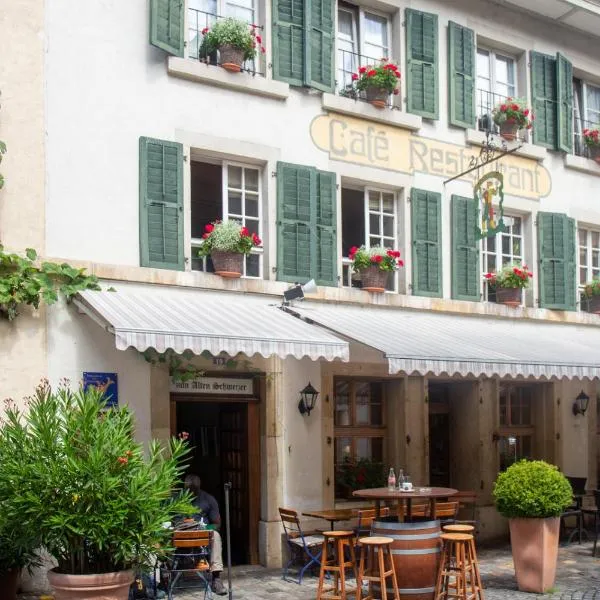 Hotel zum alten Schweizer, hotel v mestu Twann
