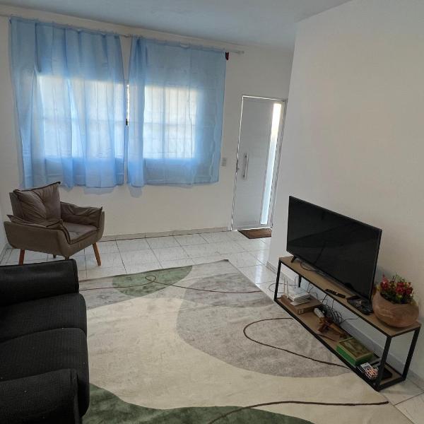 Casa completa para grupo familiar ou trabalhadores comporta tranquilamente seis hóspedes em 2 quartos e 1 Suite - Foto 5