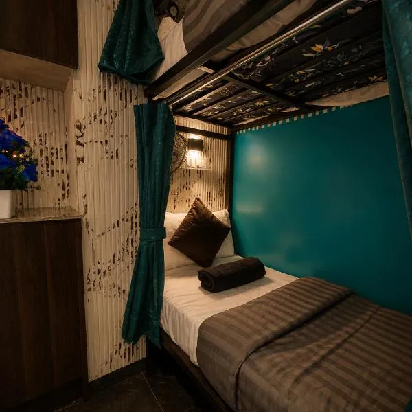 Zull Backpackers Hostel Andheri-MIDC, khách sạn ở Mumbai