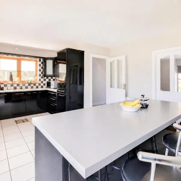 Clare coast House, hotelli kohteessa Miltown Malbay