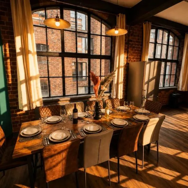 2BR Central Apt - Bars, Restaurants & Parking, отель в Ливерпуле