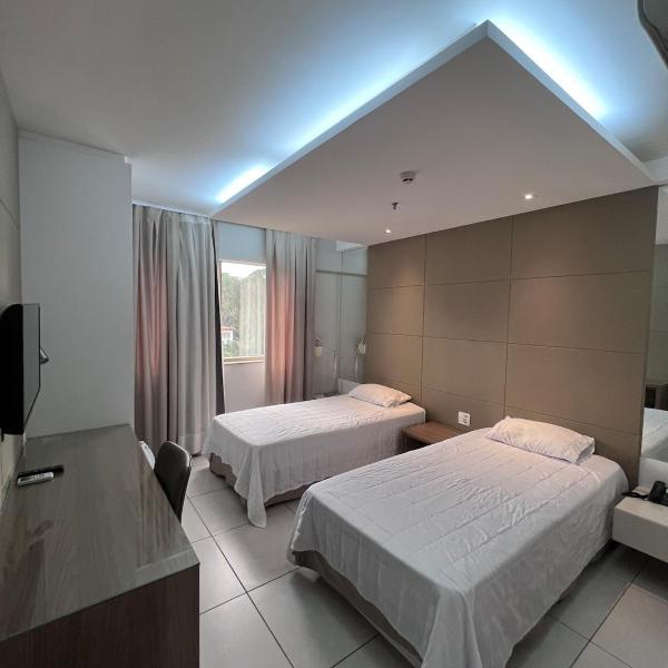 Quarto no Hilton Garden - Piscina - Academia - Ar-condicionado - Região Nobre - Andar alto