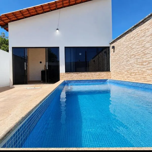 Viesnīca Conforto e Lazer! Casa com Piscina e 3 Quartos pilsētā Palmasa
