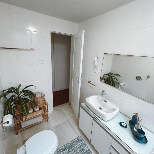Apartamento no leblon - 2 Quadras da praia ou lagoa, com ampla gastronomia ao entorno! - Foto 3
