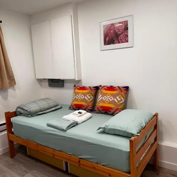 Room with private kitchenet and private bathroom, hotel a Victoria