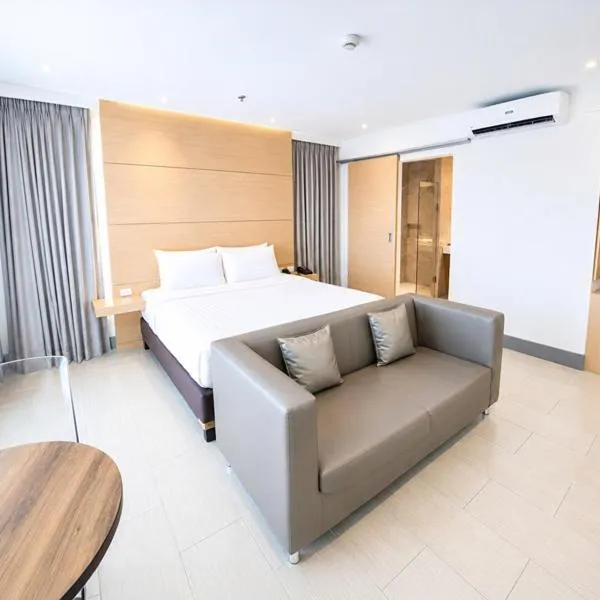 Red Planet Cavite, hotel em Rosario