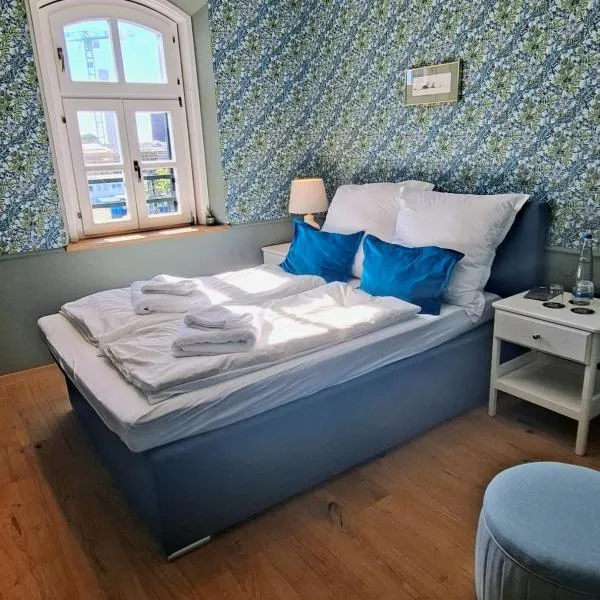 3sine - Ihr besonderer Gasthof im Bahnhof Deisenhofen, hotel di Oberhaching
