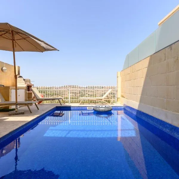 Staytopus Highlands Rooms Gozo Pool & View, hotel i Xagħra