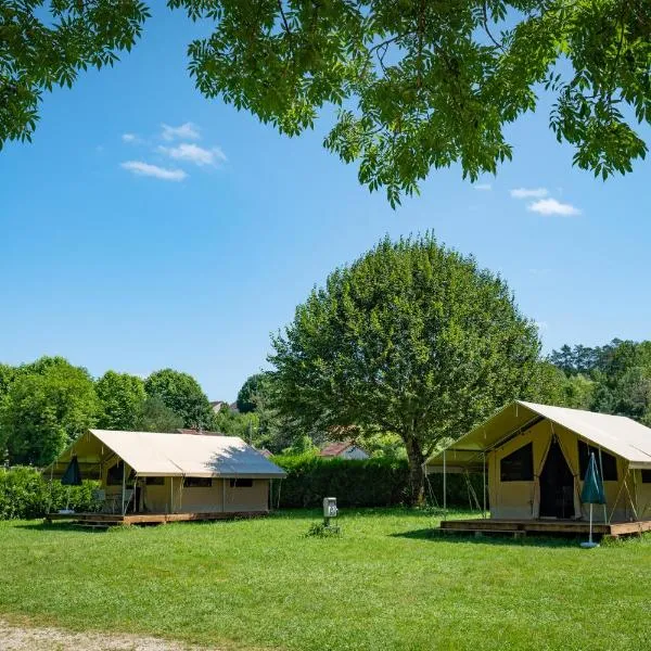 Camping Onlycamp Le Petit Port, מלון בChâtel-Censoir