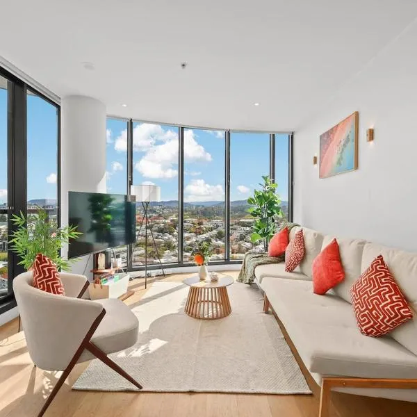 Lvl 22 - Sleep 8 - Resort Pool Spa Cinema & Parking, Hotel in Brisbane