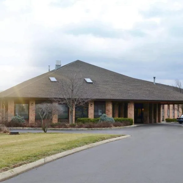 Country Hearth Inn & Suites - Kenton, hotel di Kenton