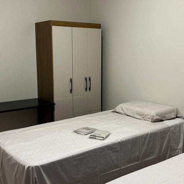 Apartamento 202 em Guanambi Aluguel Diário Semanal - Foto 2