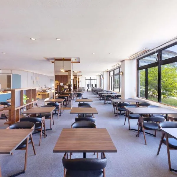 Grand Mercure Awaji Island Resort & Spa, hotel sa Minamiawaji