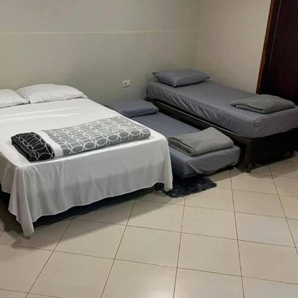 Studio há poucos minutos do parque Barigui e Universidades da região - Foto 2