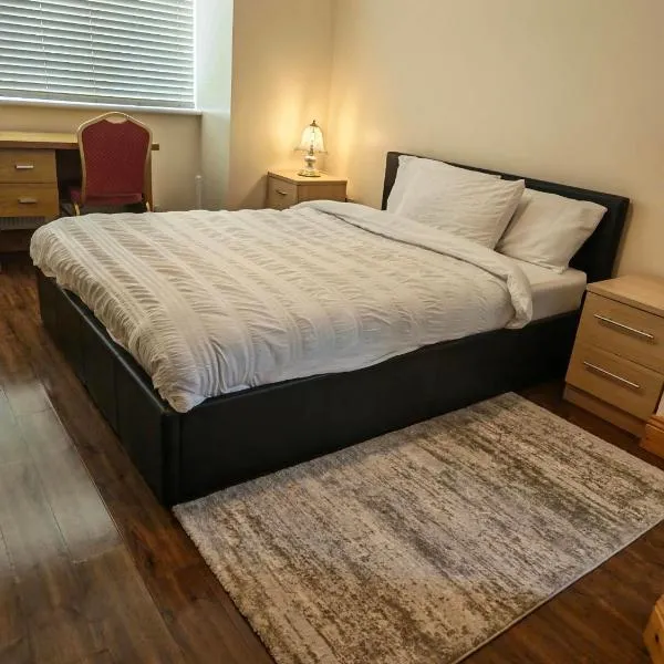 Ideal Guest Home, hotel en Waterford