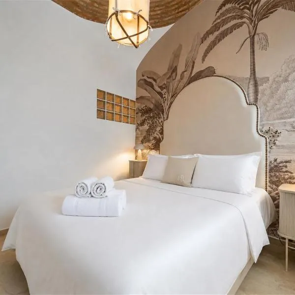 HolidaysPT - Petal House - Luxury 2 Bedroom House, hotell i Olhão