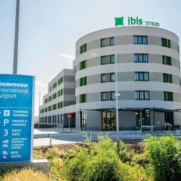 ibis Styles Debrecen Airport, hotel v Debrecéne
