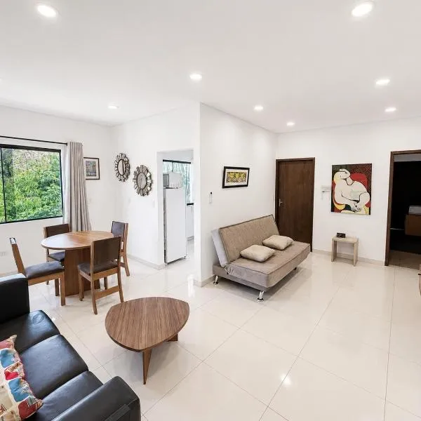 Acogedor dpto Zona Shoppings, hotel in Asuncion