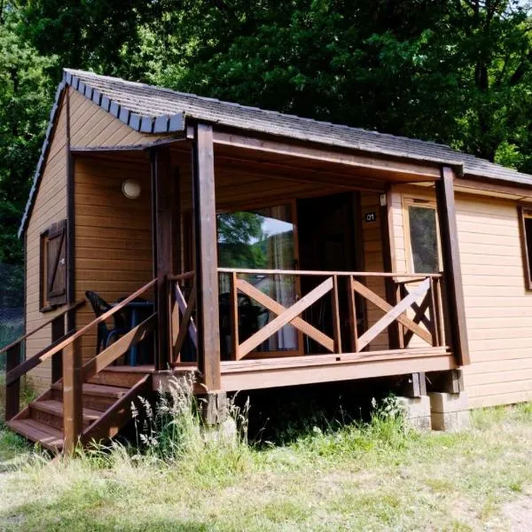 Gîte de France Chalet n°4 - Gîte de France 4 personnes MAE-6504, מלון בSoursac
