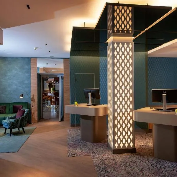 メルキュール ホテル ケルン ベルフォーシュトラス(Mercure Hotel Koeln Belfortstrasse)、ケルンのホテル