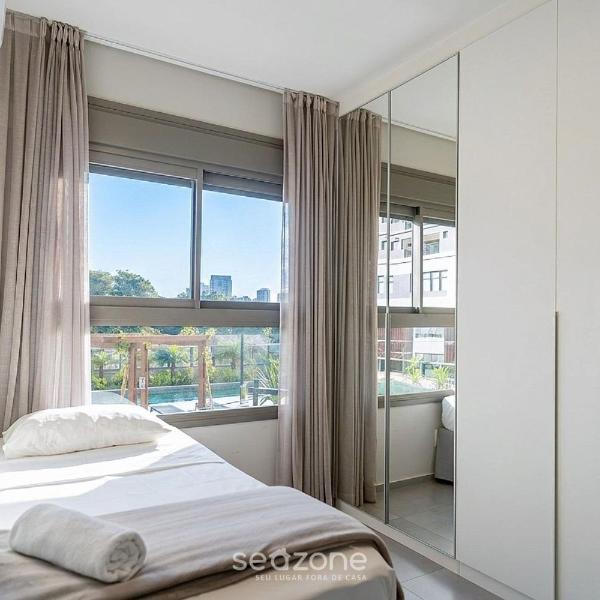 Apartamento em Cond. c/ Piscina e Varanda PLT0027 - Foto 2
